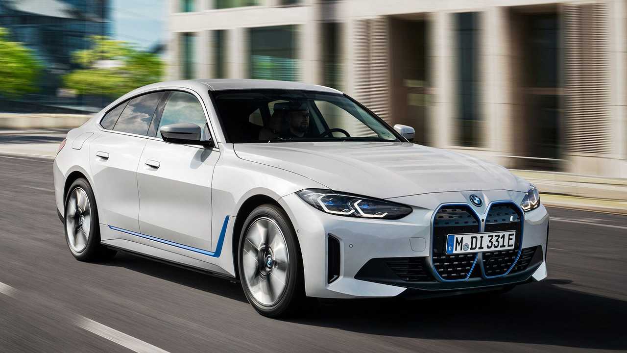 BMW i4 eDrive40 elektromobilis